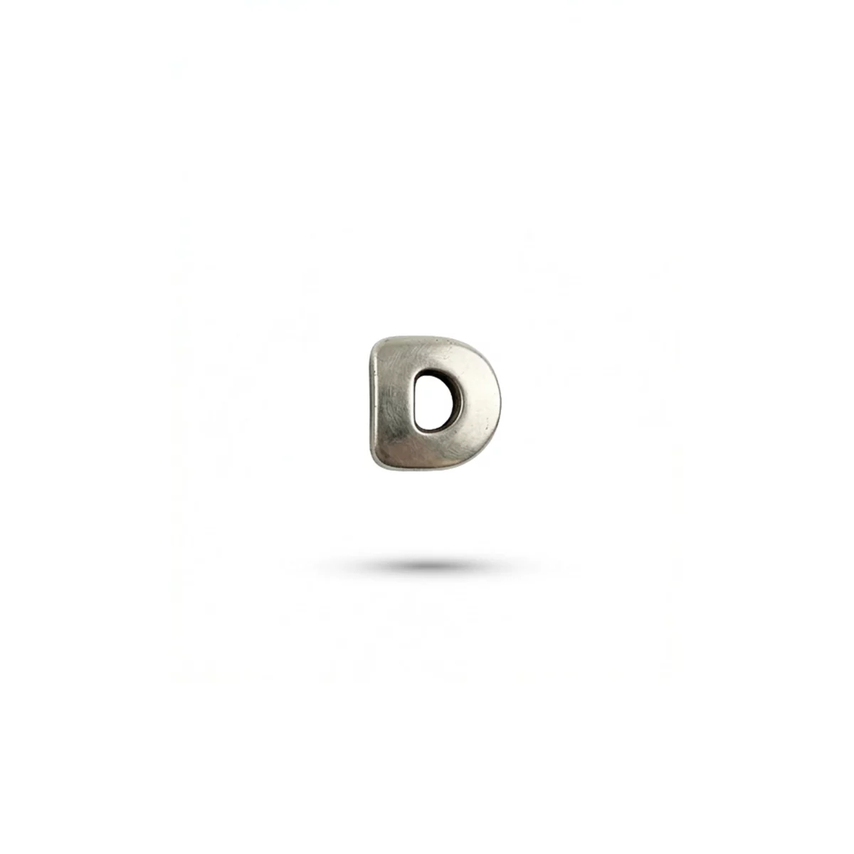 Charm lettera D silver