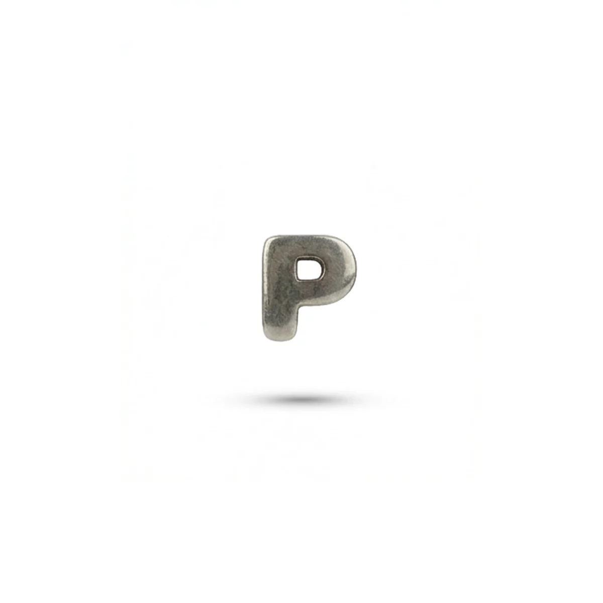 Charm lettera P silver